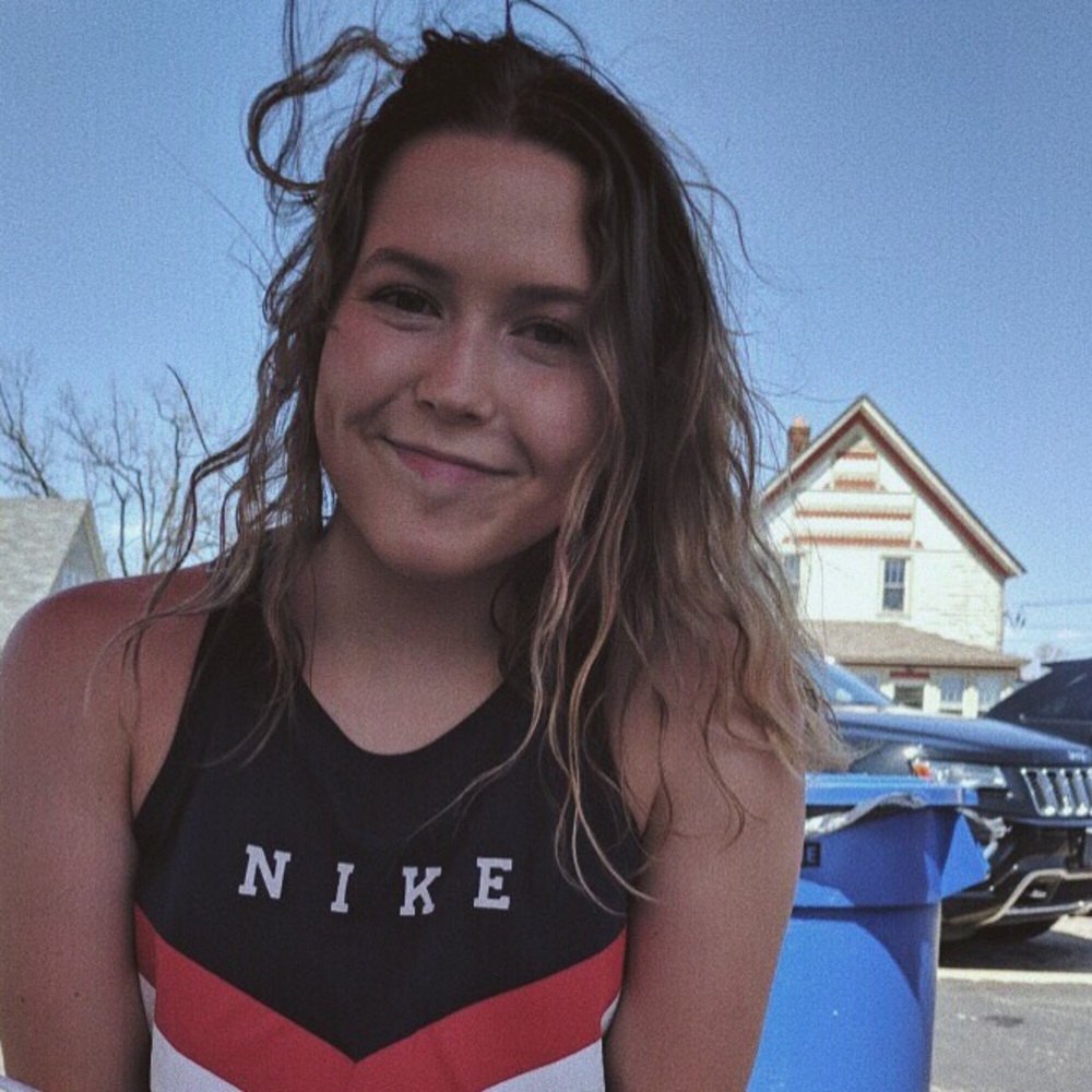 Meet your Posher, Renee